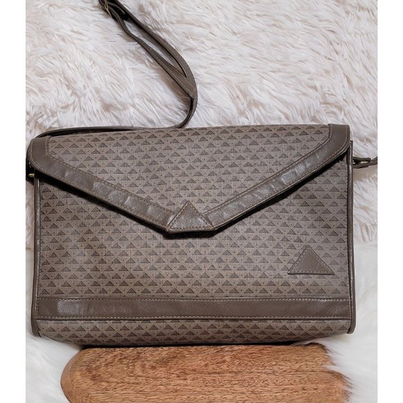 Vintage Liz Claiborn 80's Triangle Geometric Print Envelope Crossbody Handbag - Picture 1 of 10